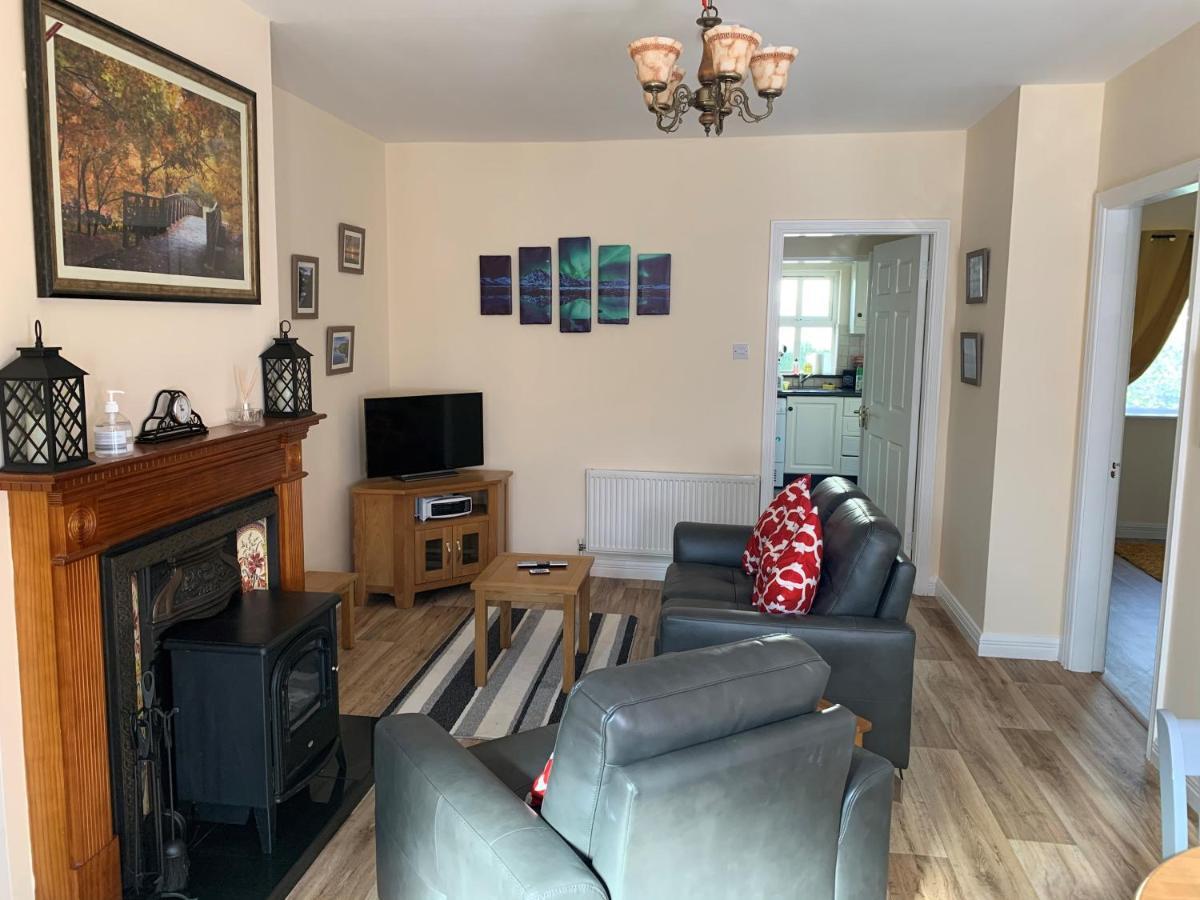 Mayfield House Holiday Home Ballinrobe Exteriör bild