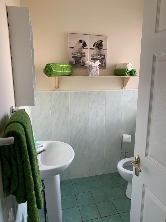Mayfield House Holiday Home Ballinrobe Exteriör bild